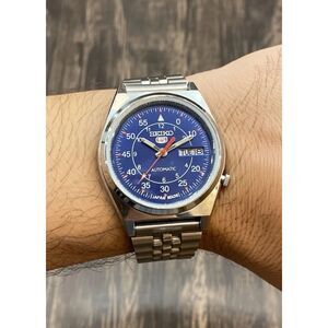 Vintage Seiko 5 Automatic Day Date Mens Watch Blue Dial